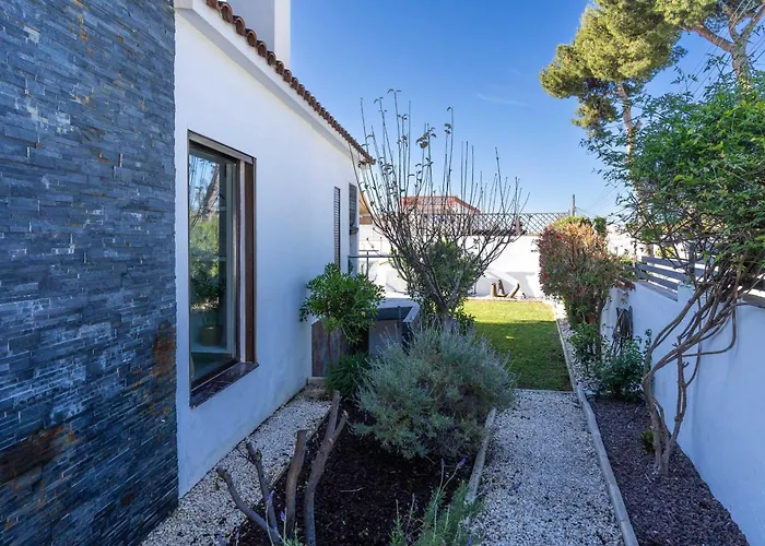 Modern Close To Costabella Villa *