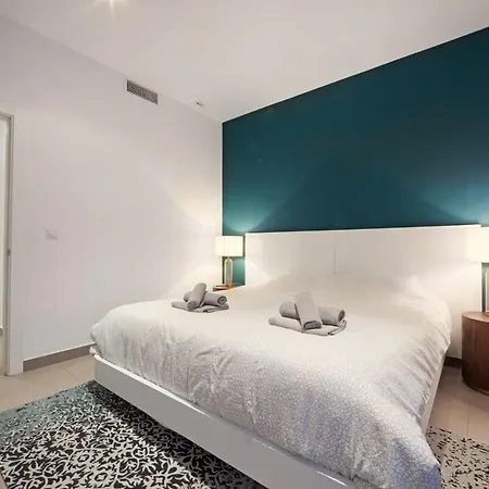 Villa Modern Close To Costabella *