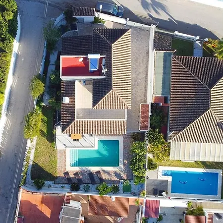 Villa Modern Close To Costabella Marbella