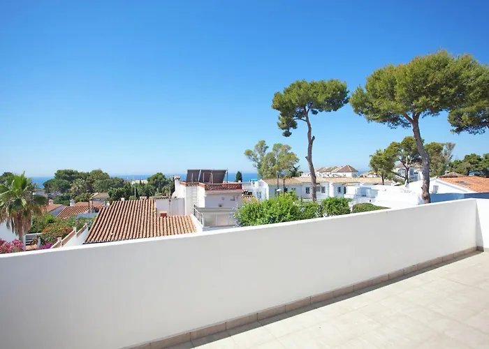 Modern Close To Costabella 마르베야